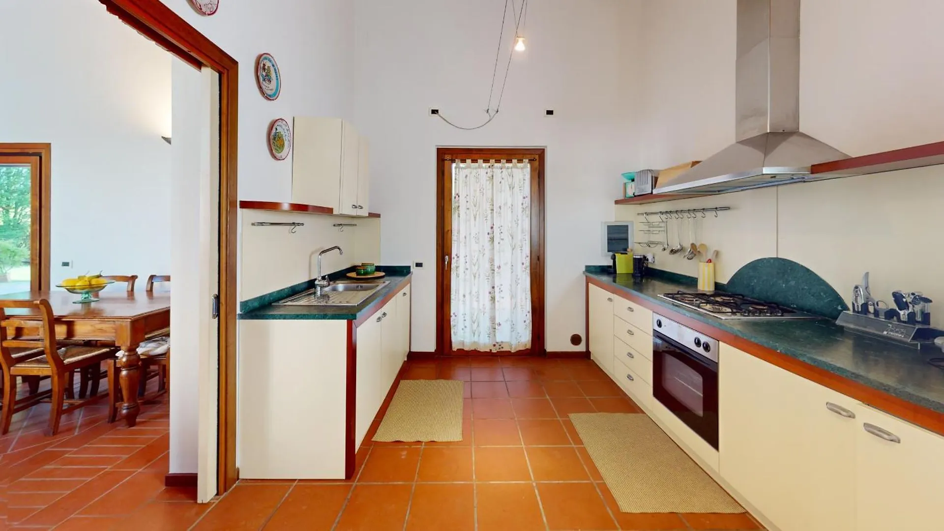 Villa Paradiso By Bookinggardalake San Felice del Benaco 0*,  Ιταλία